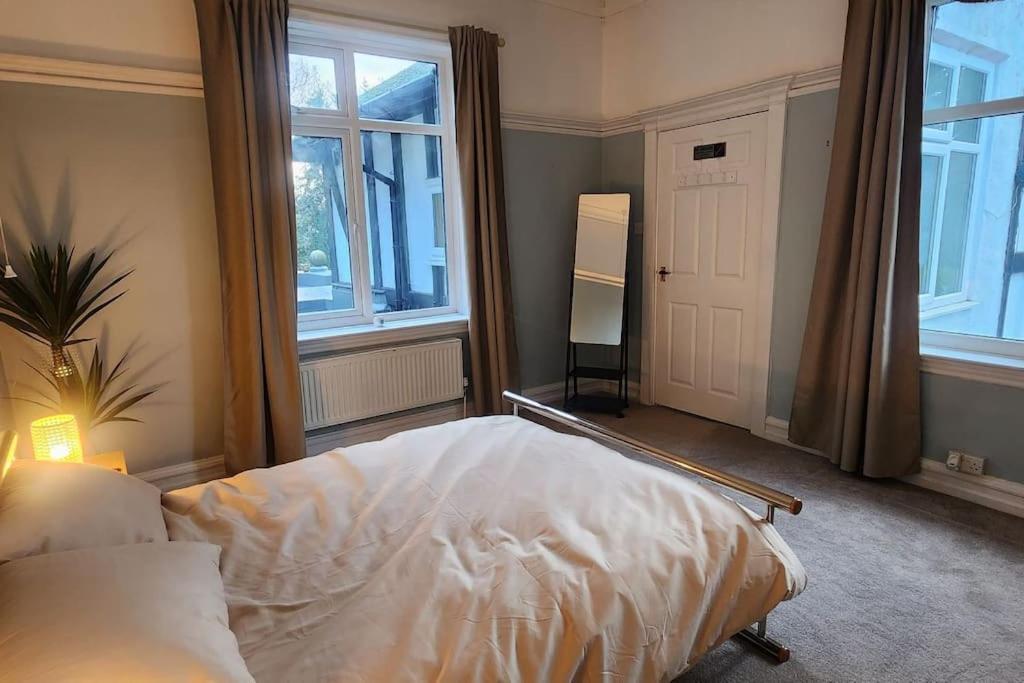 Spacious Guest Flat Near Roundhay Park Leeds (West Yorkshire) Exterior foto